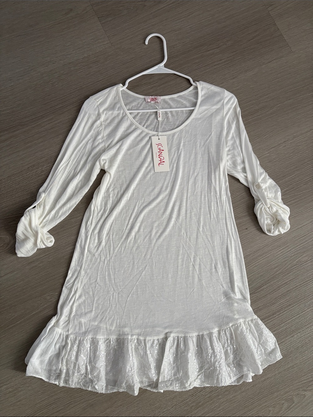 Scanal White Ruffle-Hem Tunic Top